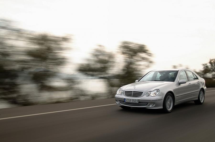 Mercedes-Benz C-Class 2004 года  (фото 74 из 88)